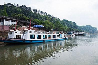 Roguelike新游《古代武器霍莉》公布 登陆PS5＆PC